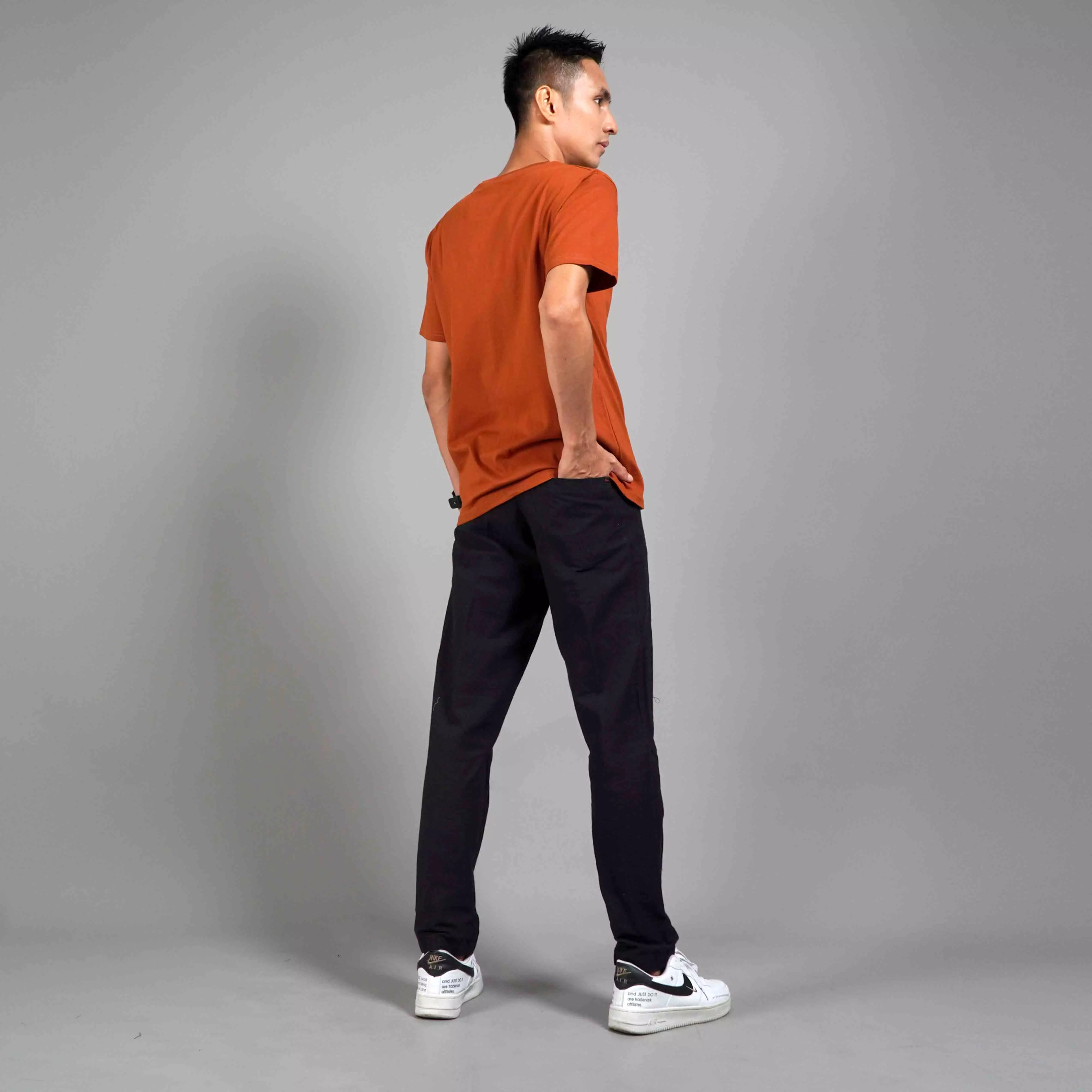 Kaos Polos Pria Lengan Pendek Basic Casual TShirt Cotton - Coral