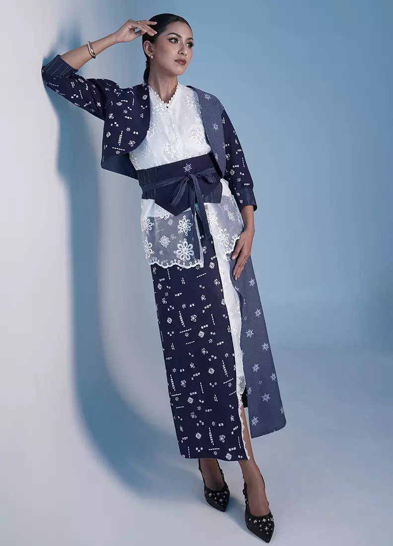 Sleeveless Inner Top Atasan Wanita Batik Binar Spesial JFW Collection Erena White [Tanpa Setelan]