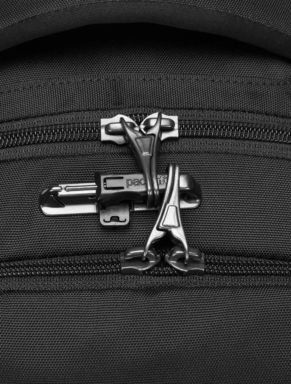 Pacsafe Metrosafe X Anti-Theft 25L Backpack BLACK - BLACK