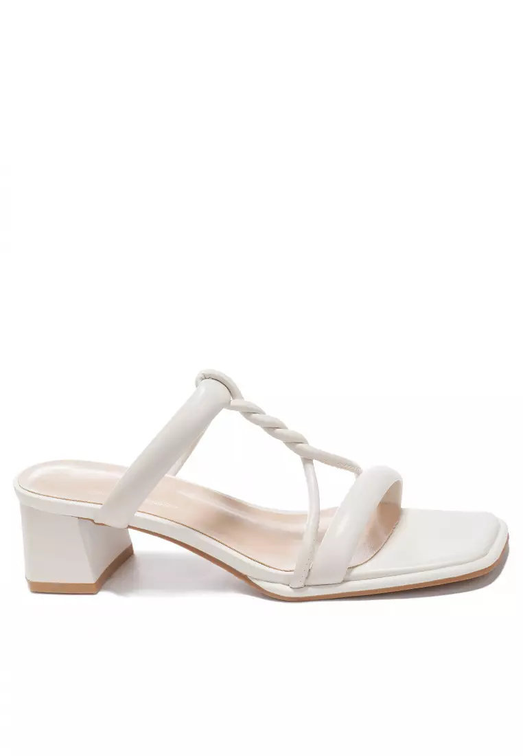 Discount on Twenty Eight Shoes  shoes - SKU: 5cm Twist T-Strap Heel Sandals By1152-21