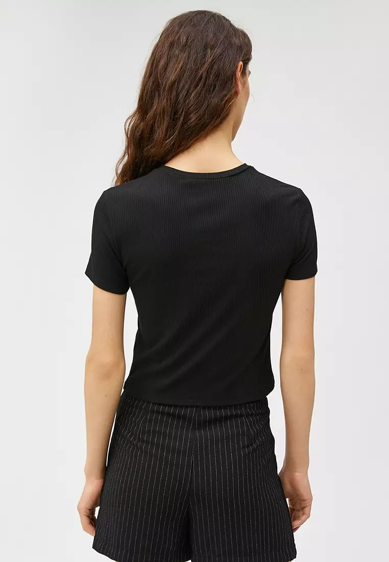 Crew Neck T-Shirt Short Sleeve Window Detail Ribbed