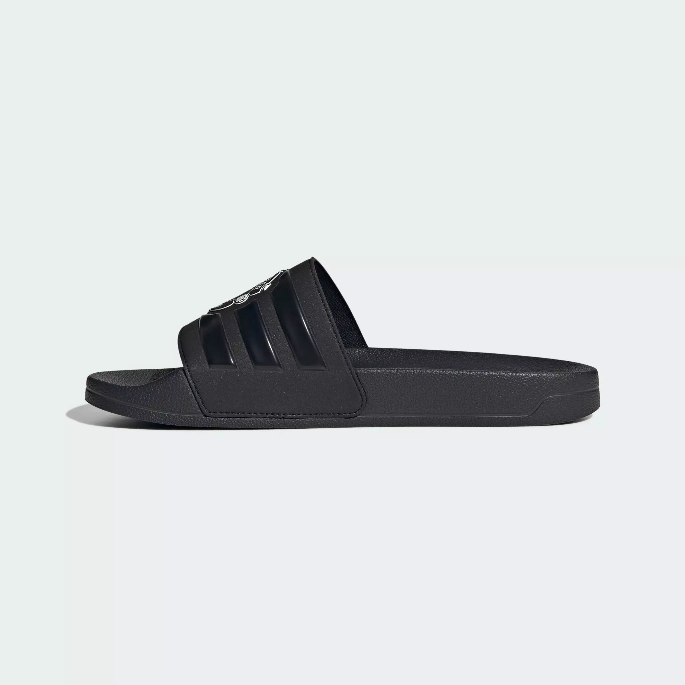 Lifestyle Adilette Shower Manchester United Slides Unisex Black HQ2591