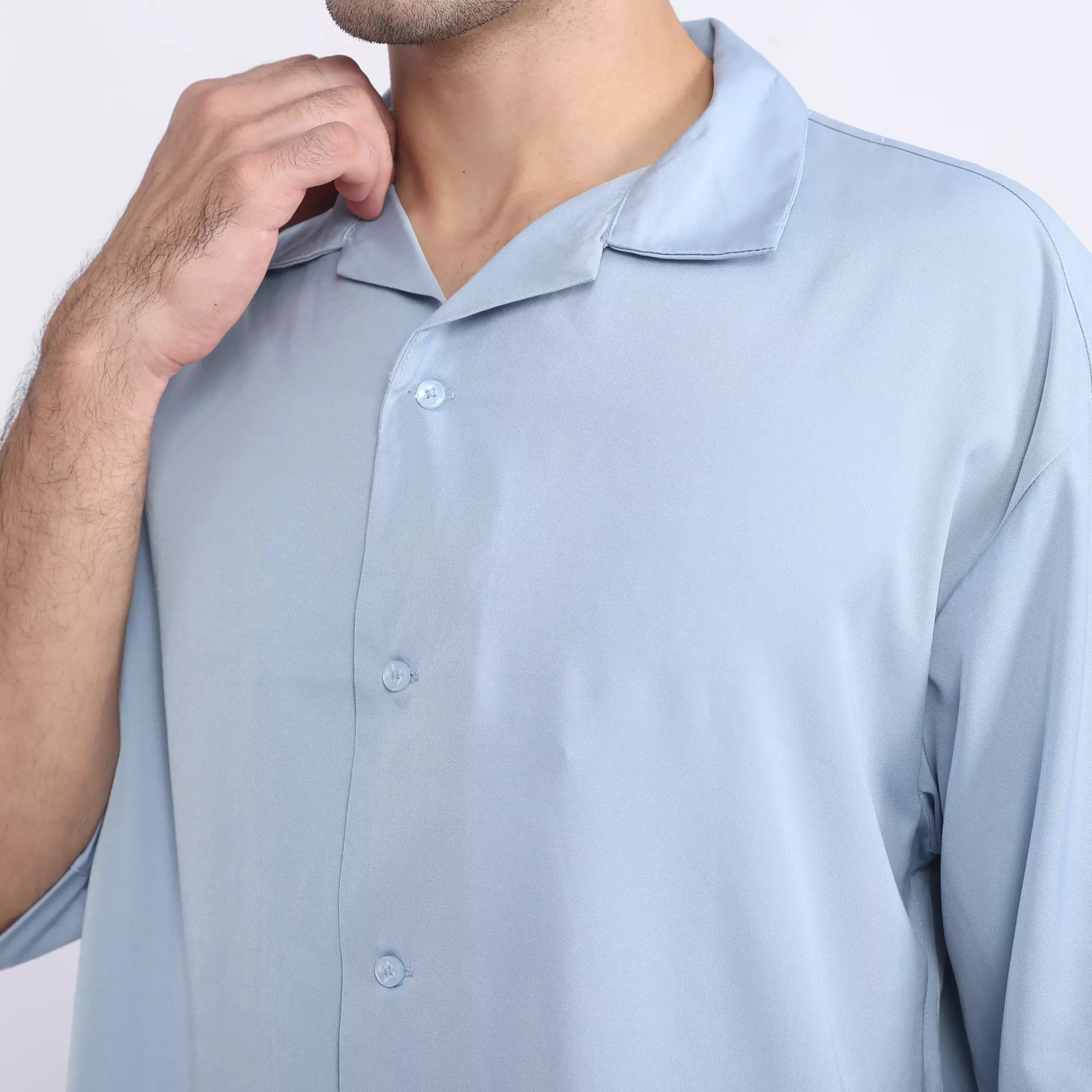 FACILITY Kemeja Bowling Oversize Shirt - Light Blue