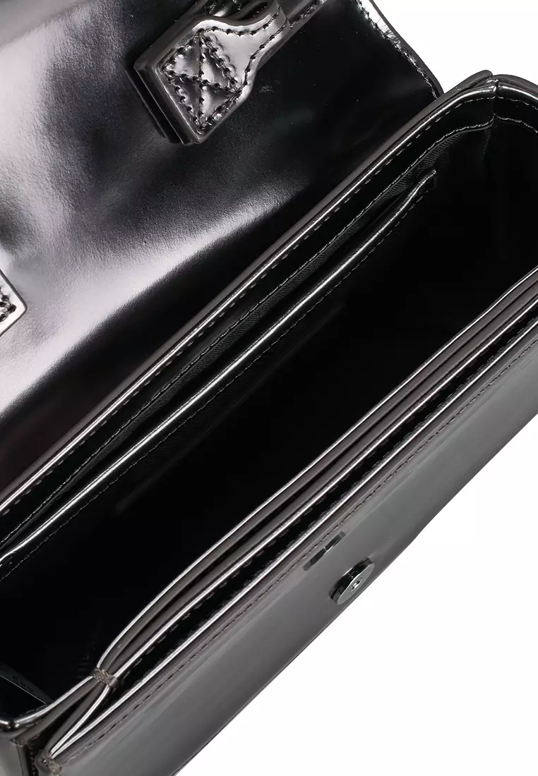 1DR D Logo Shoulder Bag