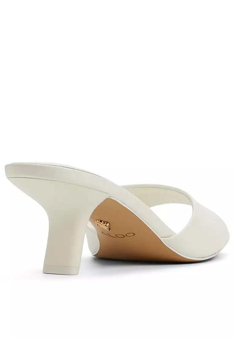 Enchanting Mule Kitten Heels