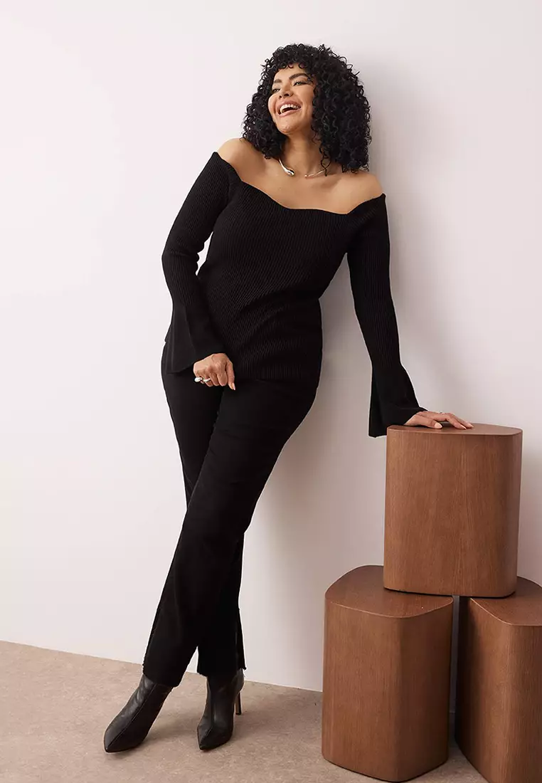 Black Ribbed Carmen Collar Knitwear Sweater Tbbaw26An00031