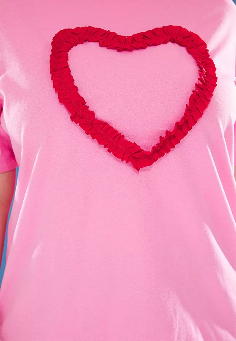 Ruffle Heart Detailed Boyfriend Fit T-Shirt