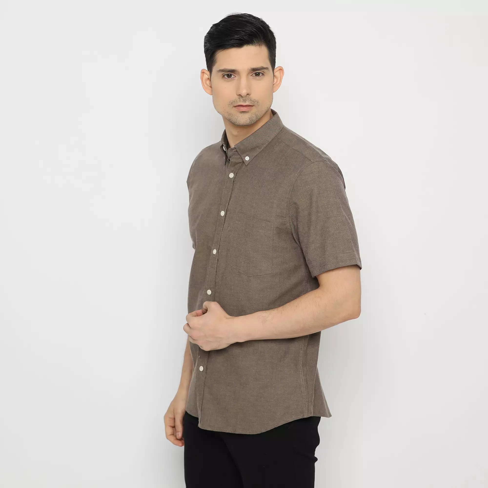 Platini Kemeja Pria Polos Lengan Pendek Katun Oxford Coklat Tua 1069