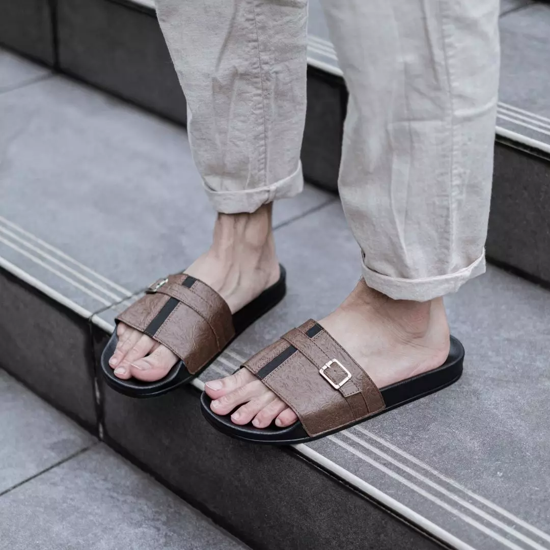 Sandal Pria Cogen Brya Series - Brown