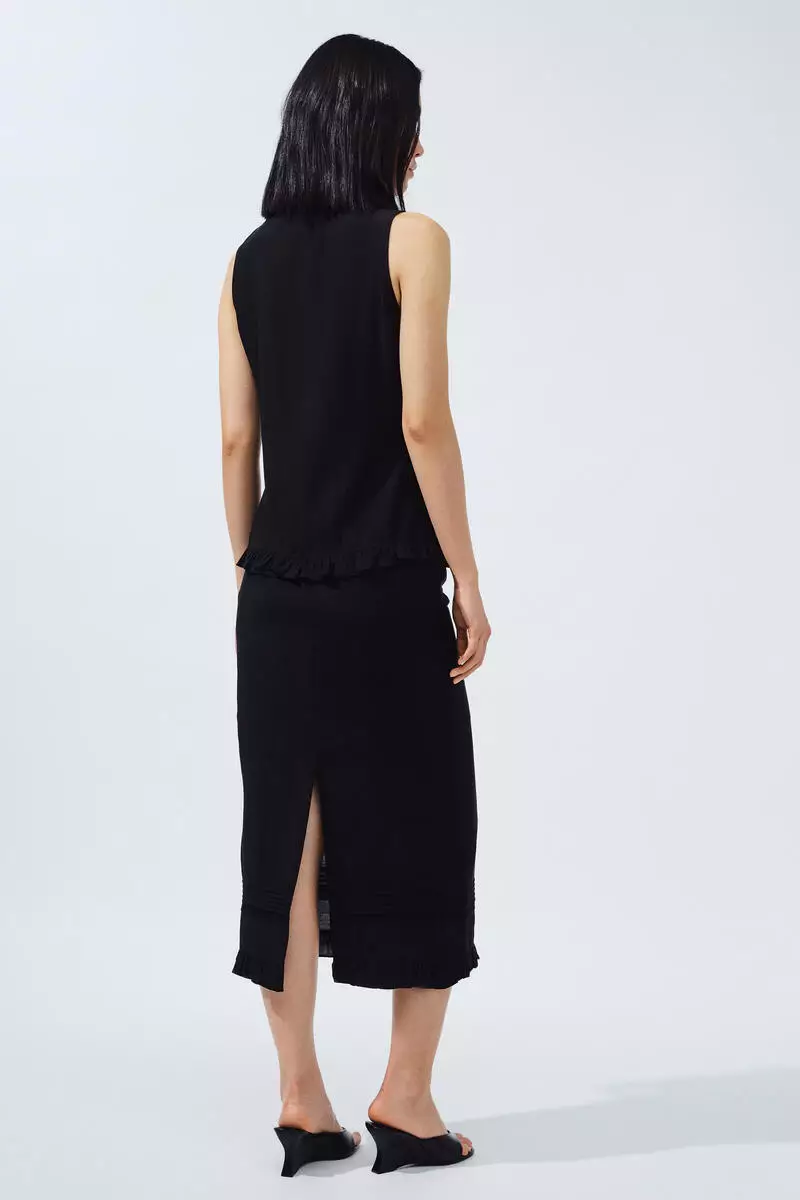 Frill-trimmed button-front blouse