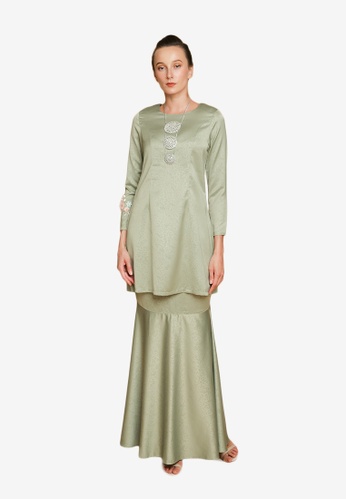 Queen Luxe Kurung Mint Green from Cirgaro in Green