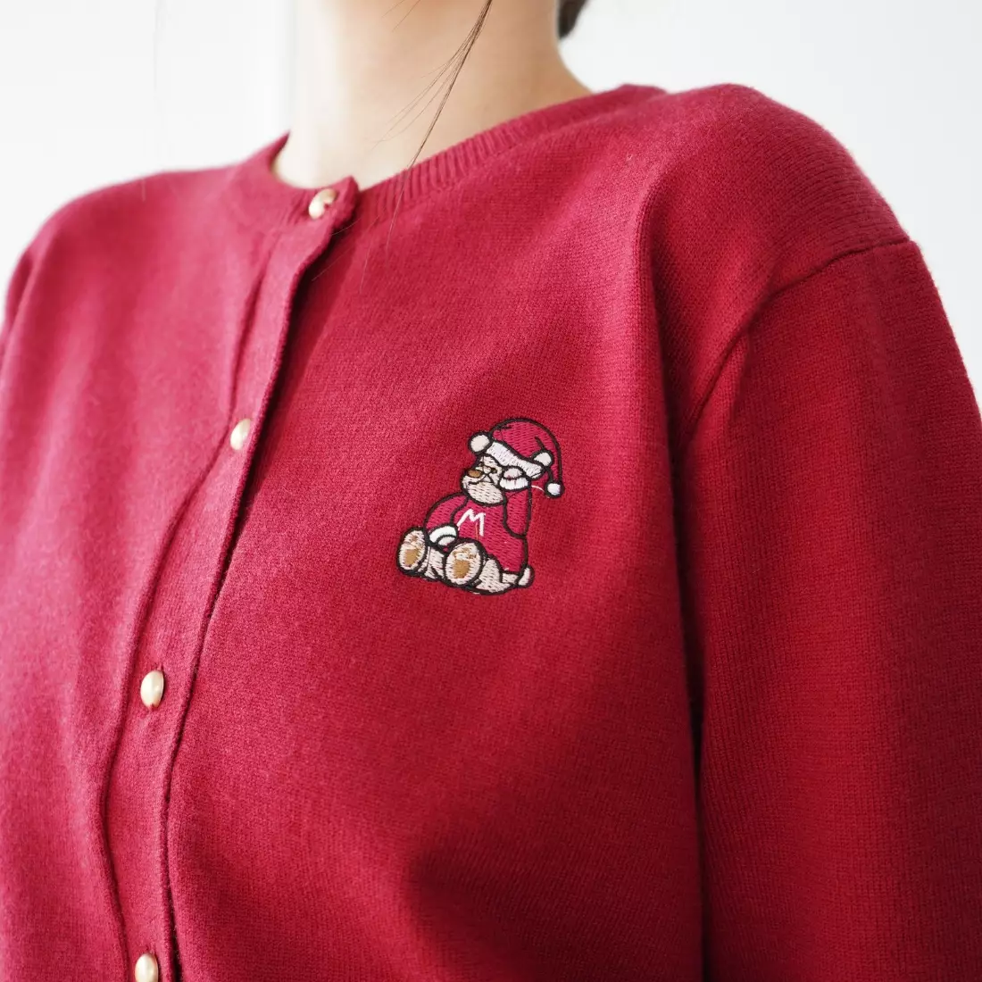 Jisoo Pearl Button Knit Cardigan in Red