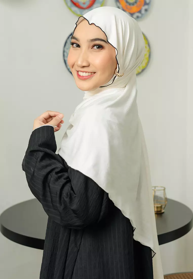 Jemma Shawl Broken White