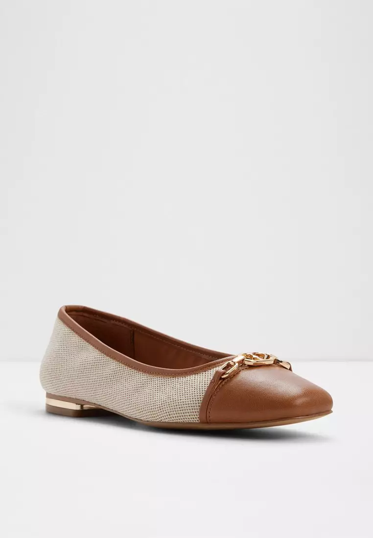 Krishelle Ballet Flats
