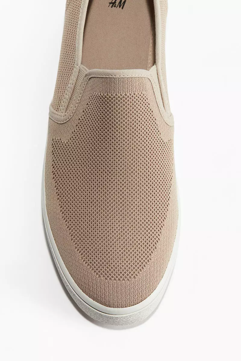 Slip-on mesh trainers