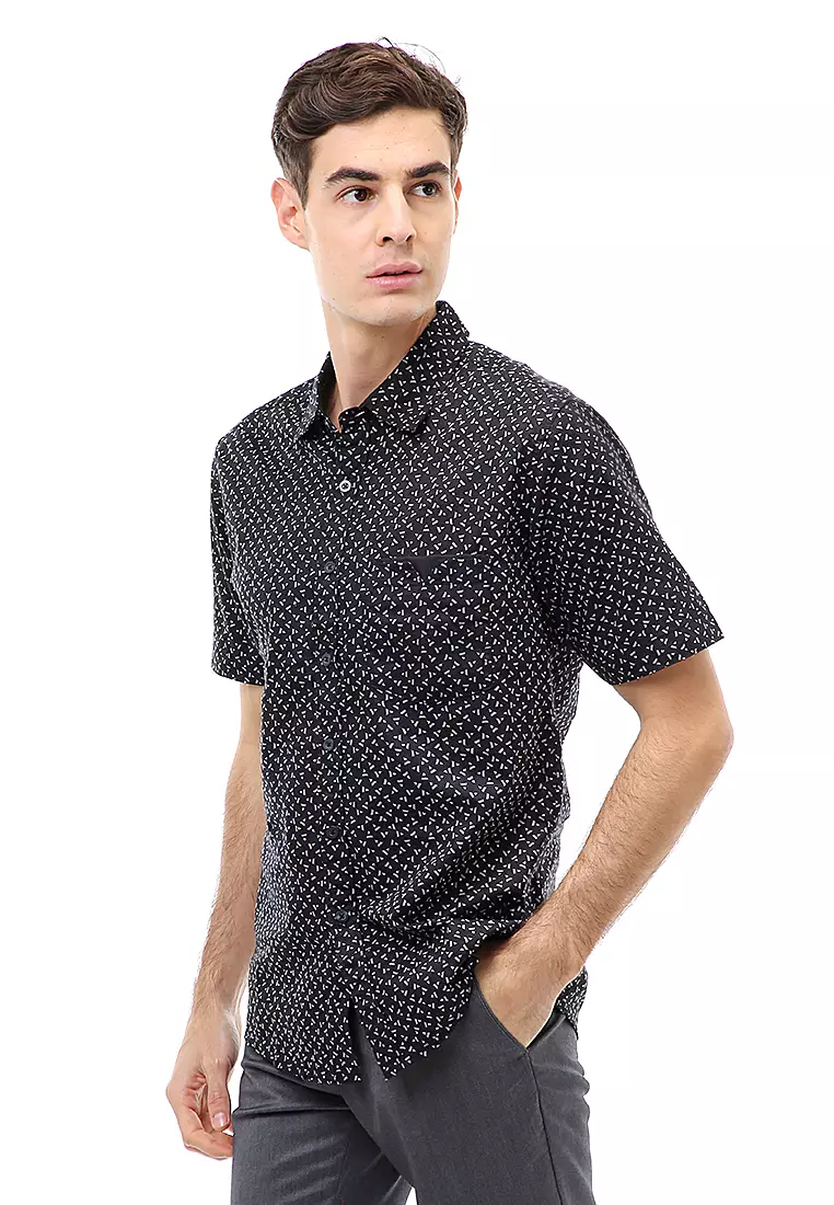 Dwan Atasan Kasual Kemeja Pria Slim Fit Lengan Pendek Motif Simple Material Cotton ORIGINAL - Black