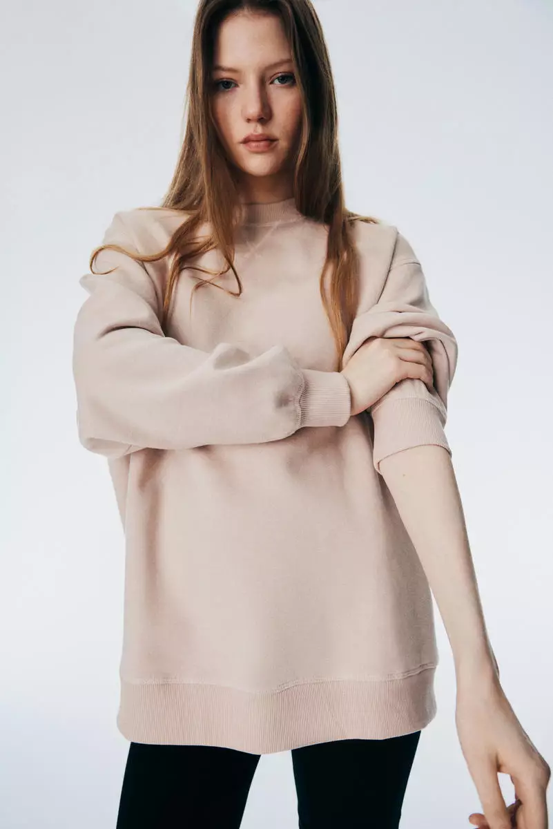 Oversized sweatshirt