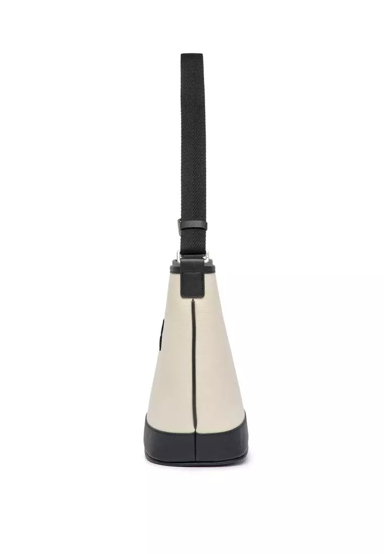 MLB BASIC LETTERING CANVAS BUCKET BAG NEW YORK YANKEES 2025