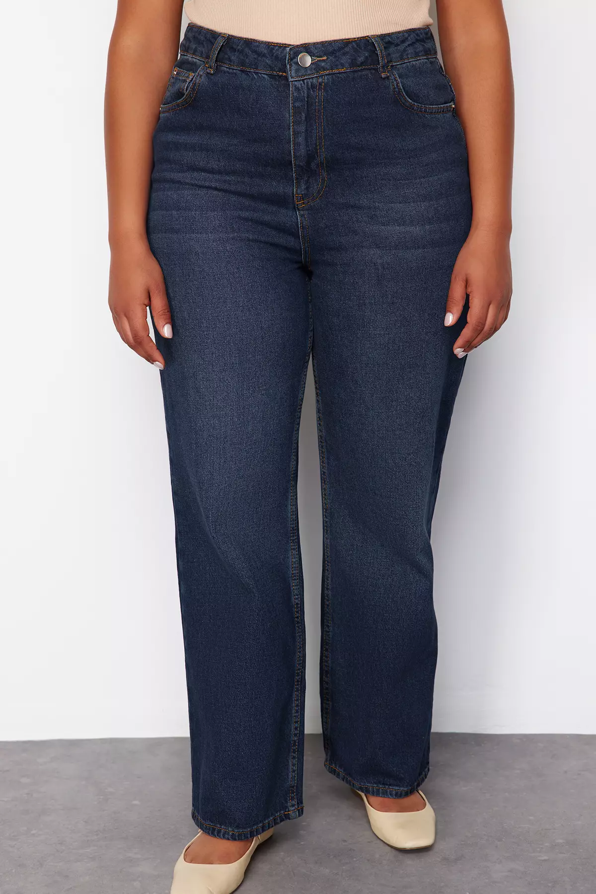 Plus Size Straight Jeans