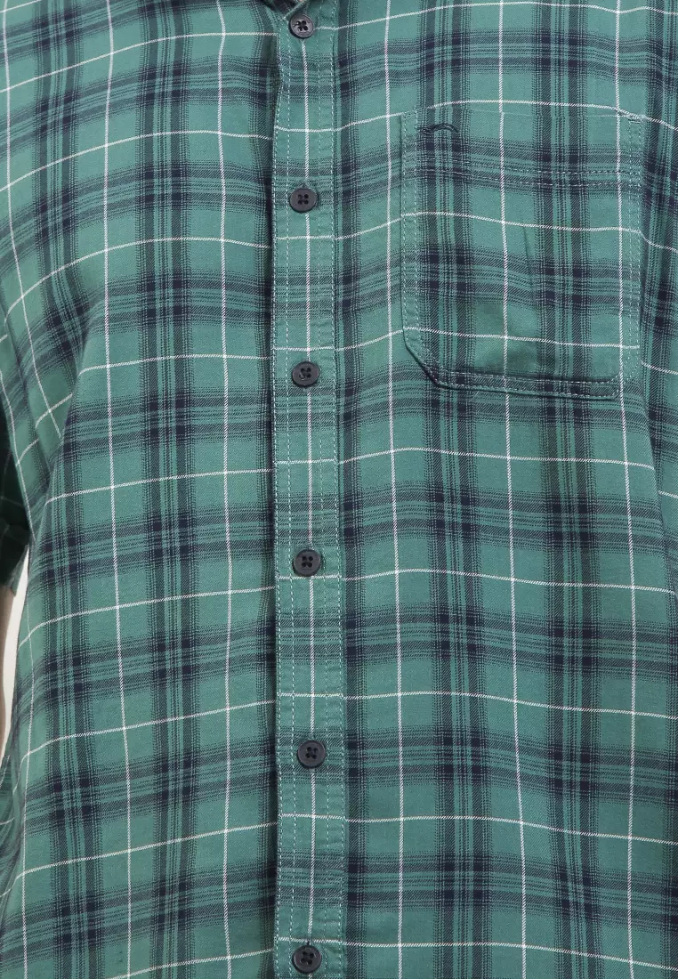 Cj Kemeja Regular Fit