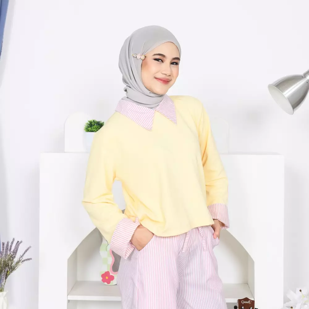Sisi Knit Blouse - Soft Yellow M19833 R59S3