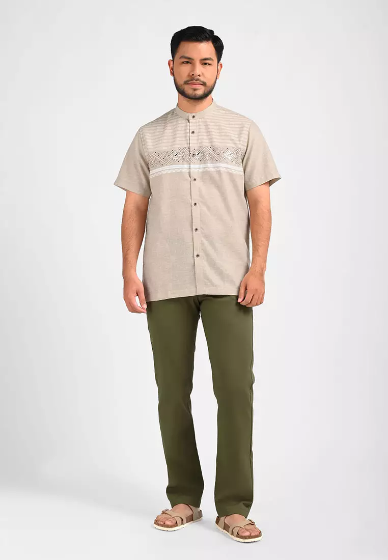 MANZONE Kemeja Koko Lengan Pendek Pria ZRC-MURAT - BEIGE