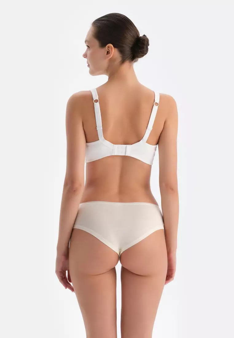 White Basic Lace Minimizer Bra, Non-wired, Underwear for Women