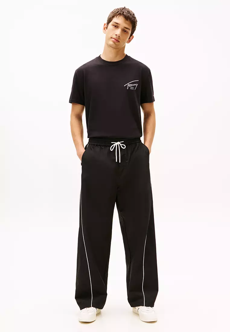 Signature Logo Crew Neck T-Shirt - Tommy Jeans