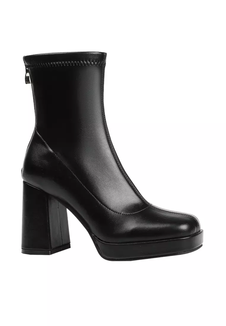 Discount on Twenty Eight Shoes  shoes - SKU: VANSA Fashionable Square Toe Platfrom Short Boots VSW-B6659-1