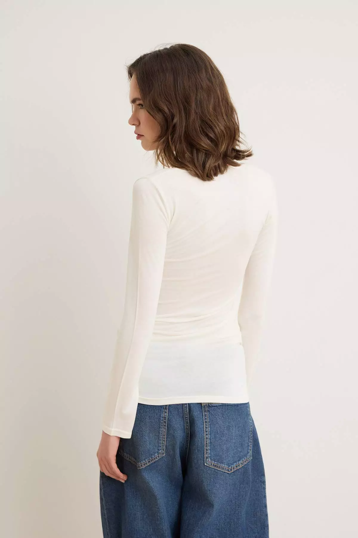 Ecru Regular/Normal Fit Halter Neck Tie-Detail Long Sleeve Soft Knitted Blouse Twoss26Bz764