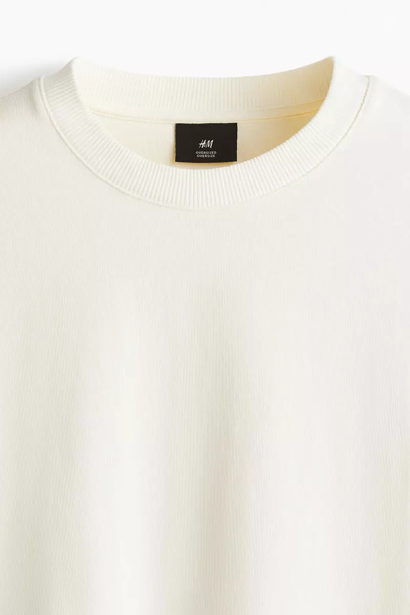 Oversized Fit Boxy-style t-shirt