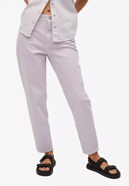 Mom-Fit Jeans