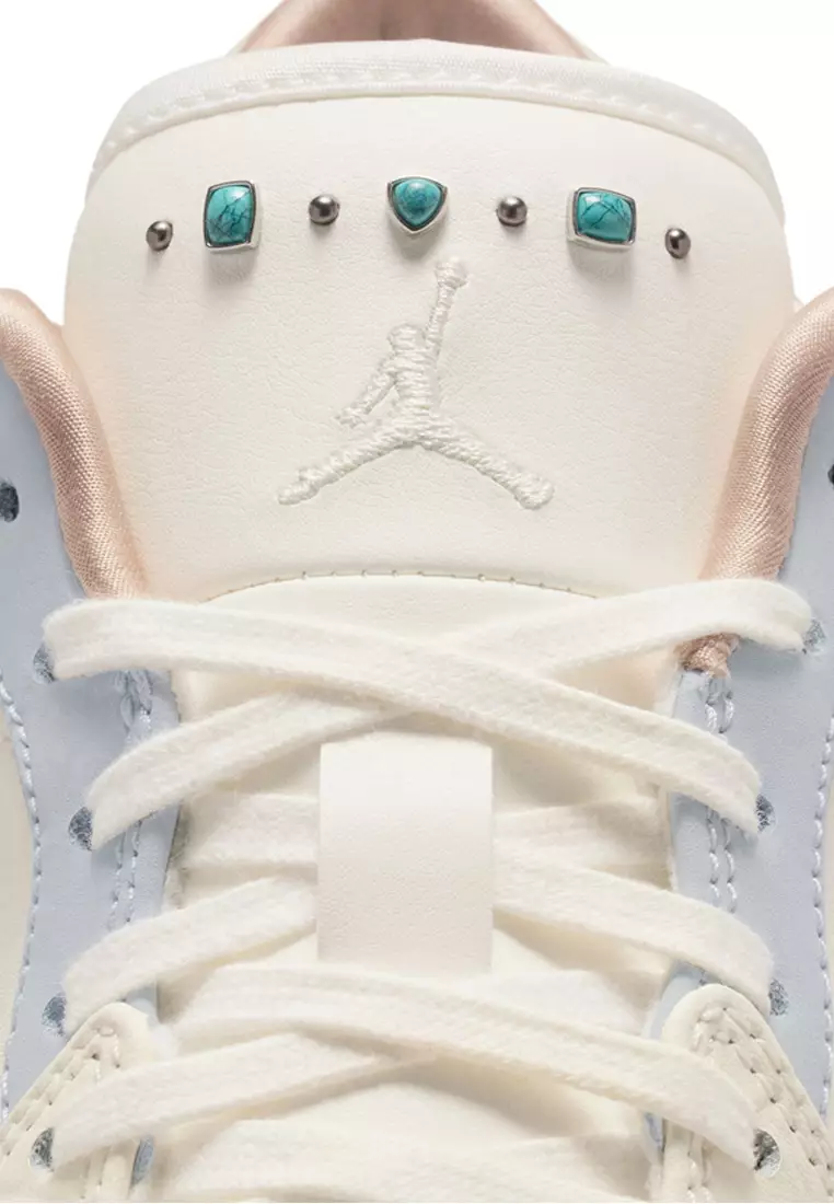 Air Jordan 1 Low Shoes