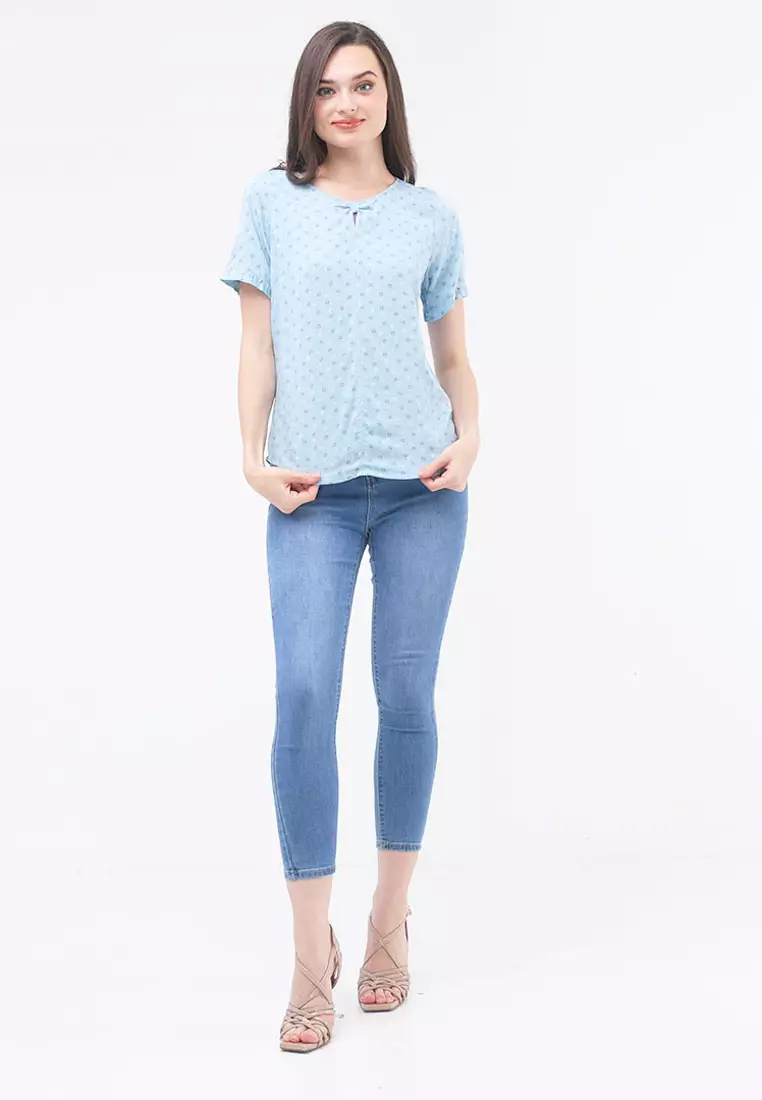 Short Sleeves V-neck Blouse