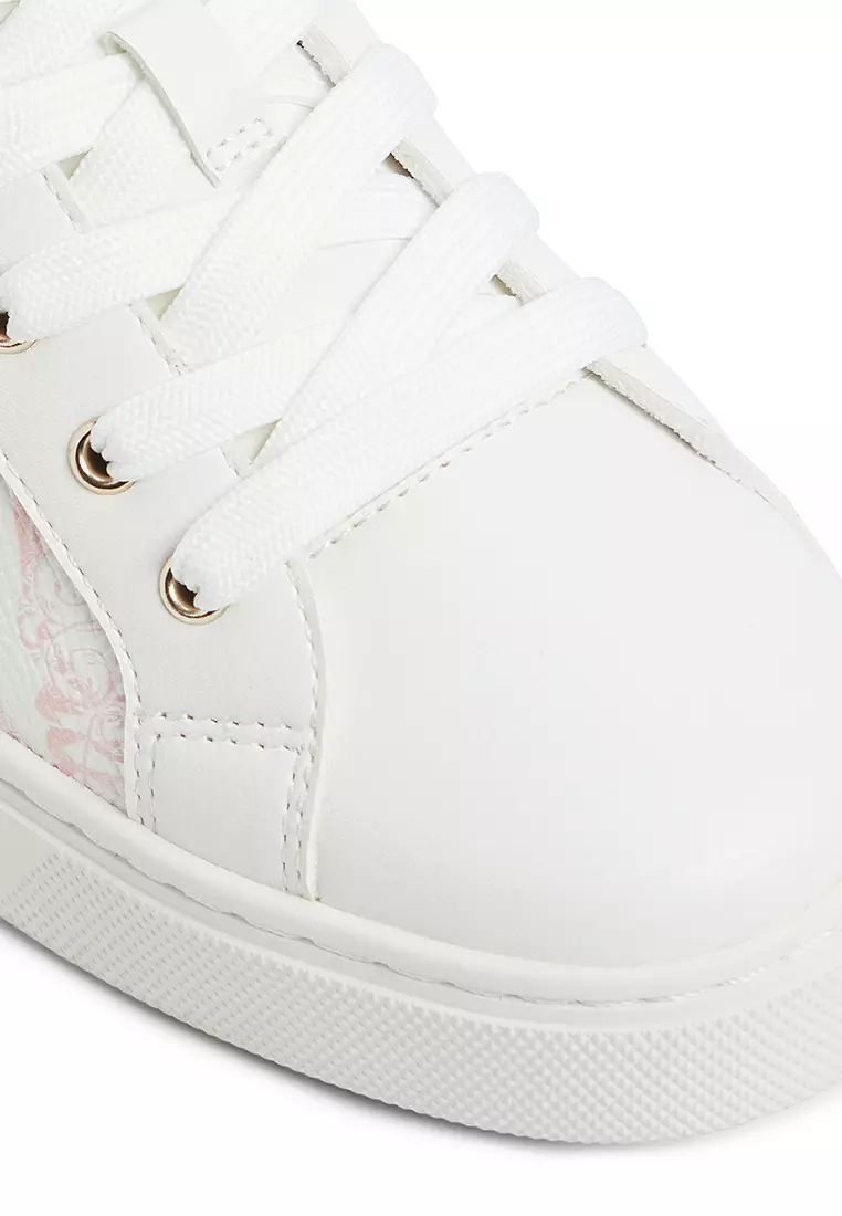 Elgata Sneakers