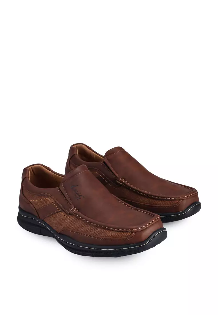 Buy Louis Cuppers Casual Slip Ons 2024 Online ZALORA Singapore