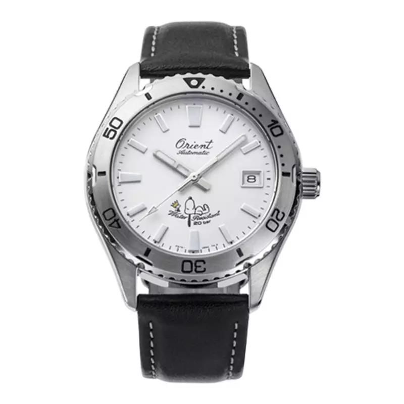 Jam Tangan Pria Orient Mako 40 RA-AC0Q08S Peanuts 75th Anniversary White Dial Black Leather Strap Limited Edition