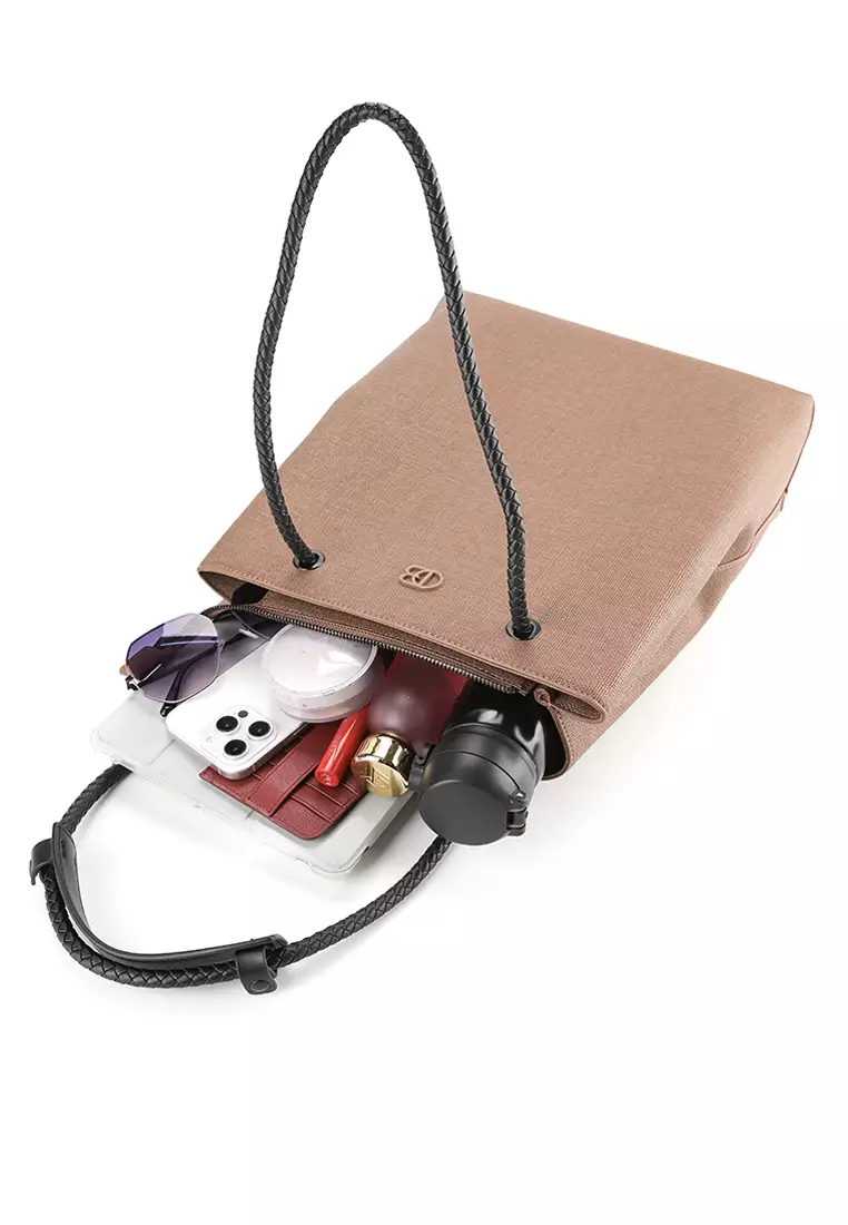 Carmia Shoulder Bag