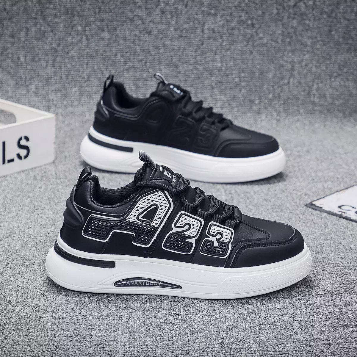 Sepatu Sekolah Pria Non Slip Sneakers Olahraga Cowok QN7708