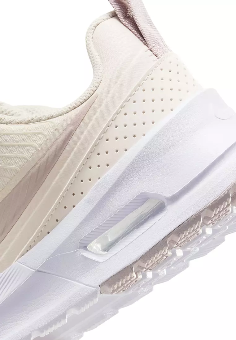 Air Max Nuaxis Sneakers