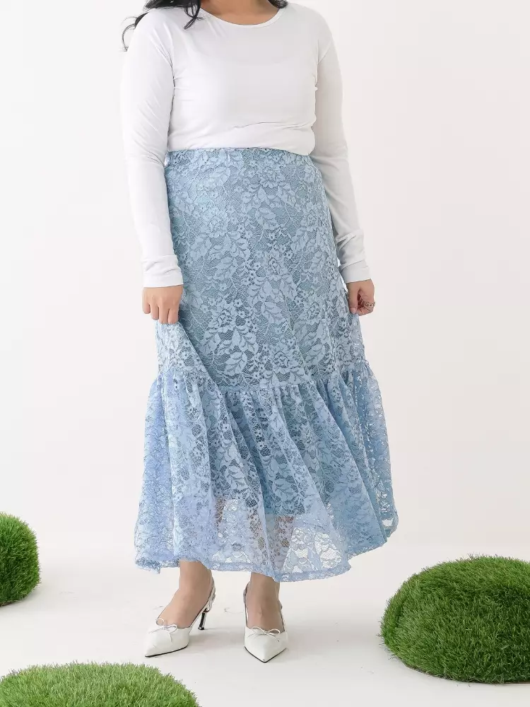 xtramiles Ladies plus size skirt lily lace skirt light blue