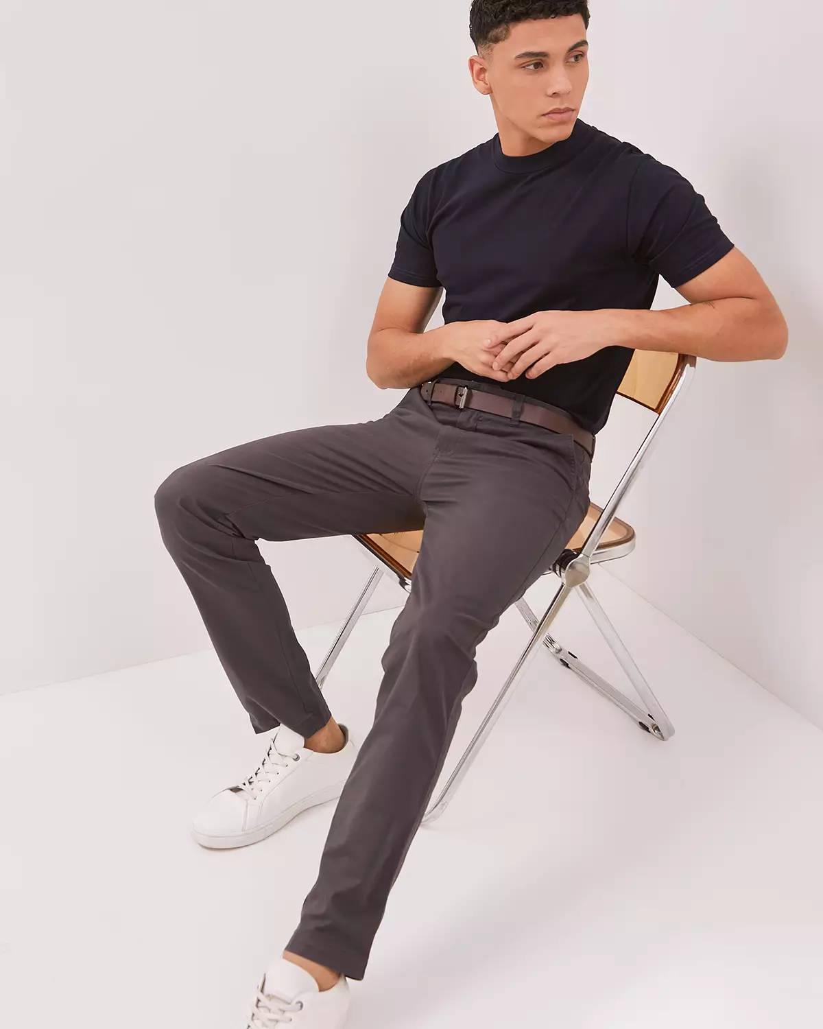 MEN'S BASIC GRAY TROUSERS