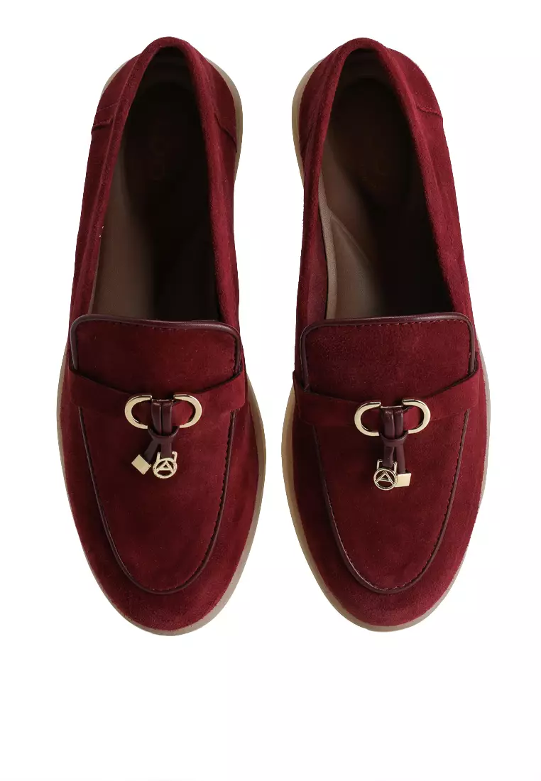 Creras-In Shoes