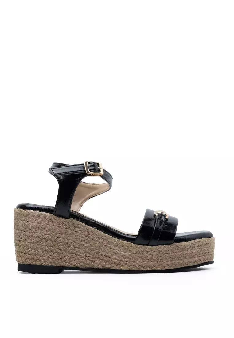 Discount on Zanea Shoes  shoes - SKU: Lizzy Wedges