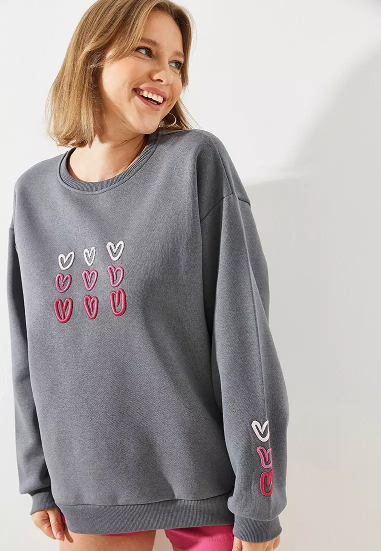 Women's Three Thread Raised Heart Printed Sweatshirt