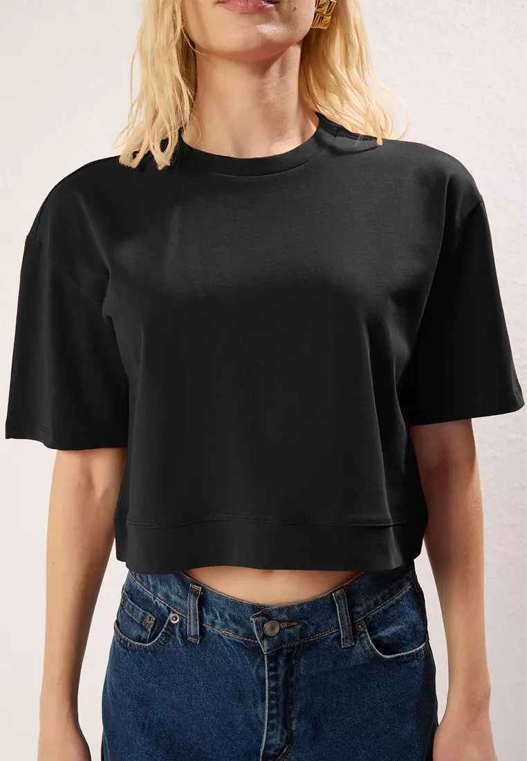 Black Relaxed/Comfortable Crop Crew Neck Knitted T-Shirt