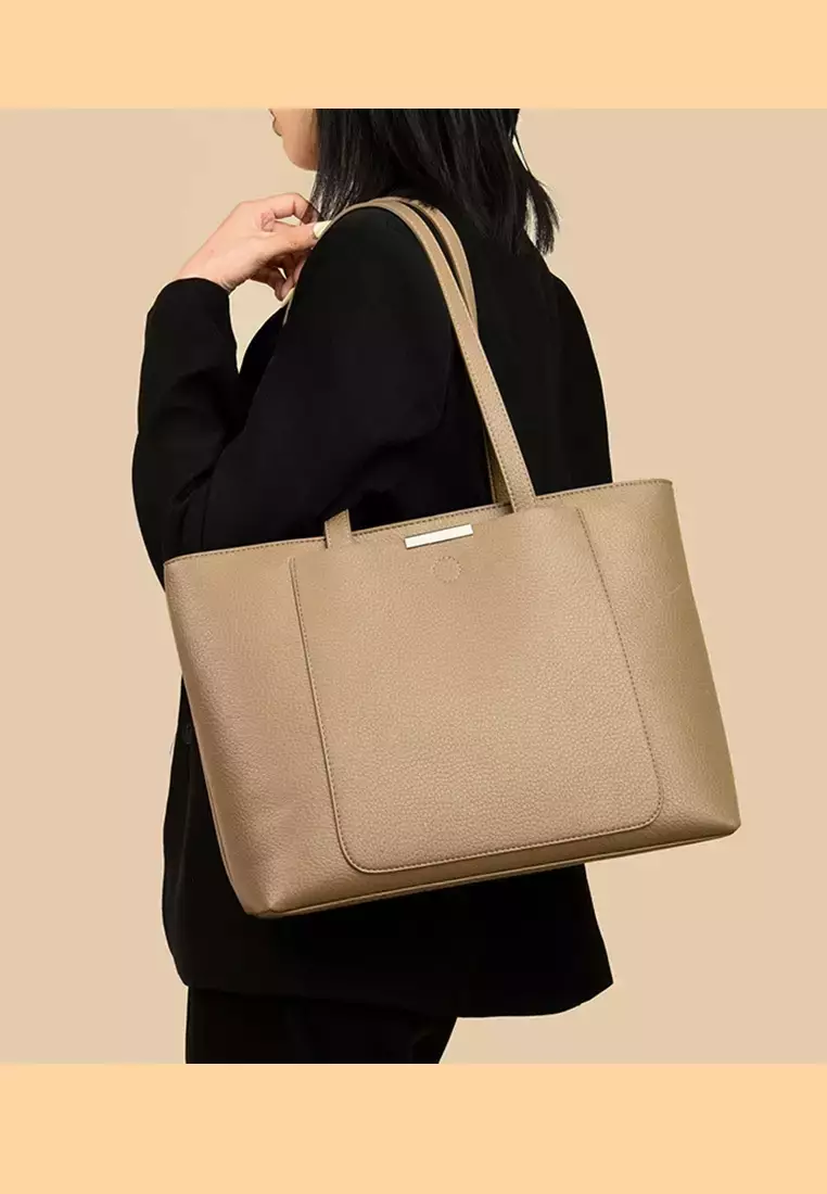 Minimalistic Chic Faux Leather Tote Bag