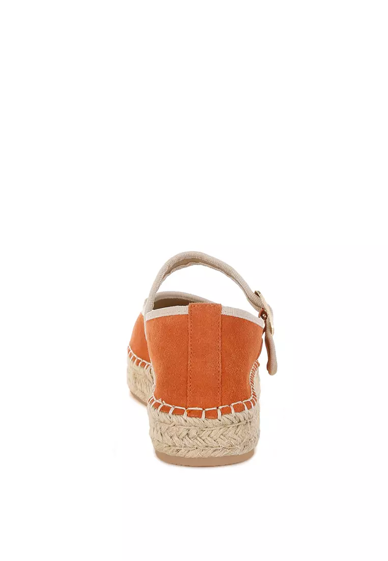 Sepatu Espadrilles Mary Jane Kulit Suede Lembut Warna Coklat Keemasan