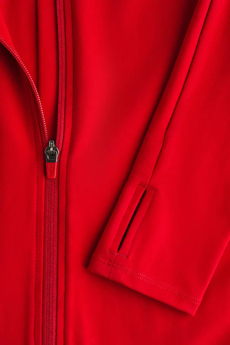 Zip-through sports jacket with SoftMove™