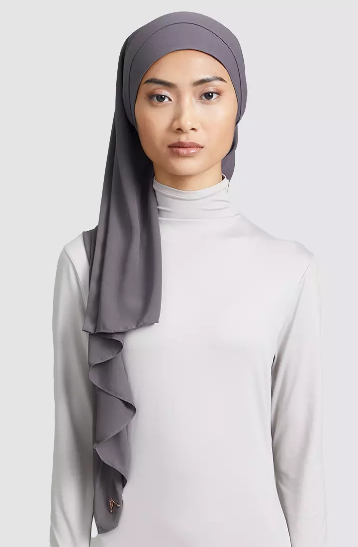 SHERA ORIKAMI – SLANTED DART SHAWL
